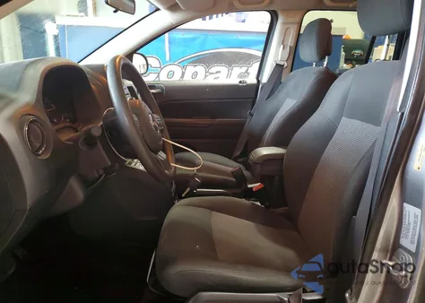 2015 Jeep Compass Sport z USA, uszkodzony, nr VIN 1C4NJDBBXFD283159